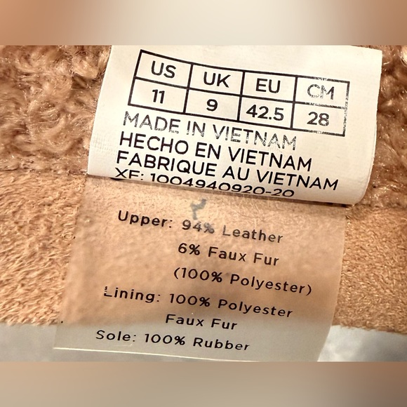 Toms Black and Tan Winter Boots - Picture 2 of 5